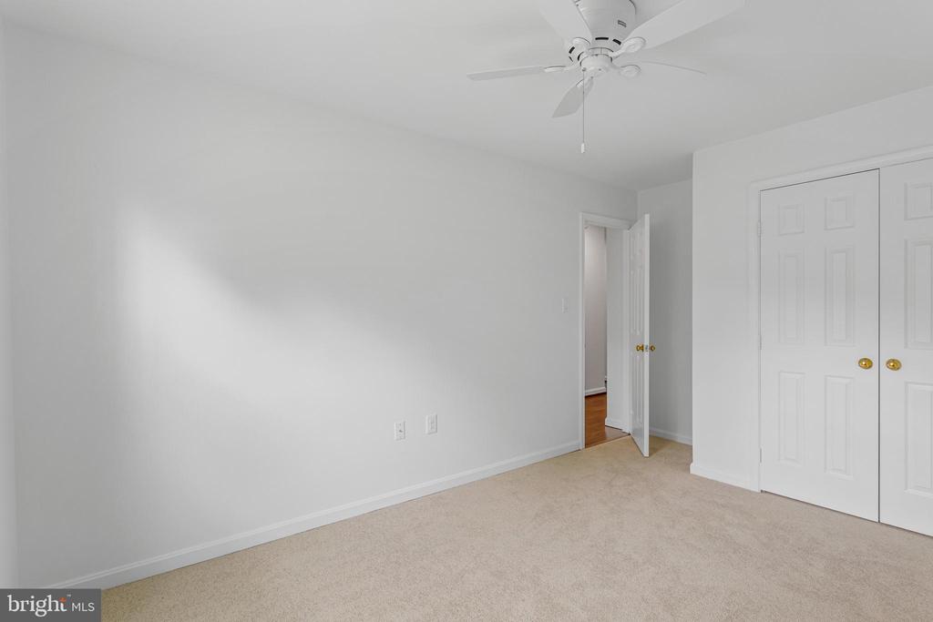 9348 MCCARTHY WOODS COURT