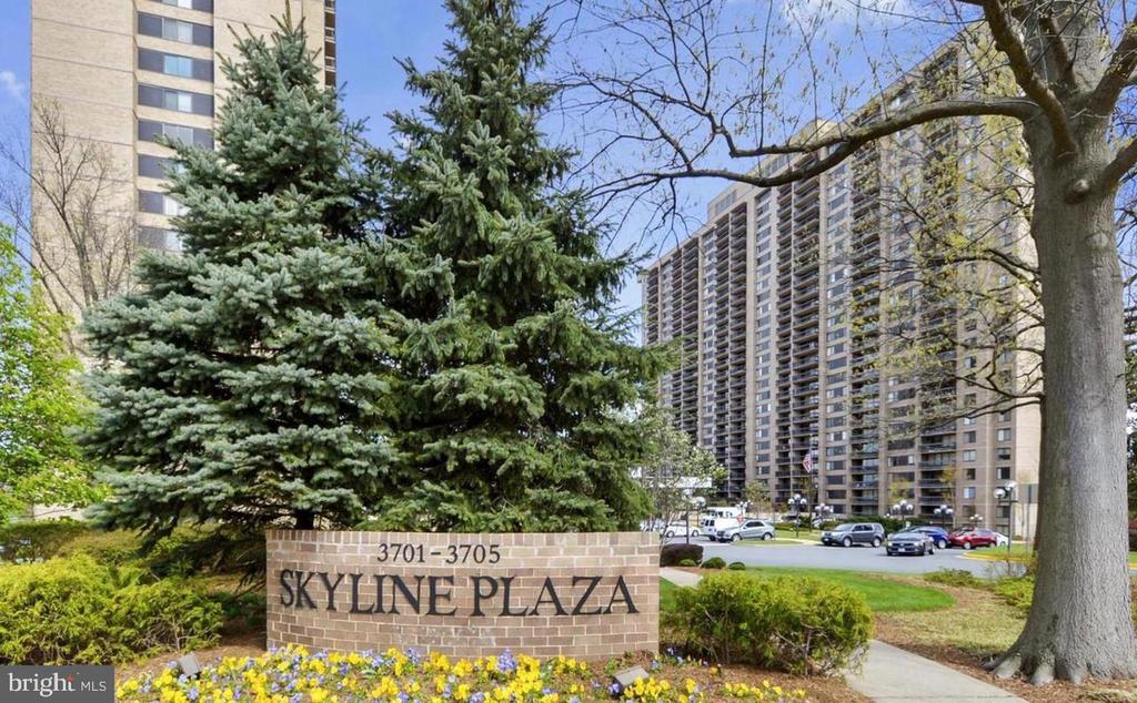 3701 S GEORGE MASON DRIVE Unit: 1606N