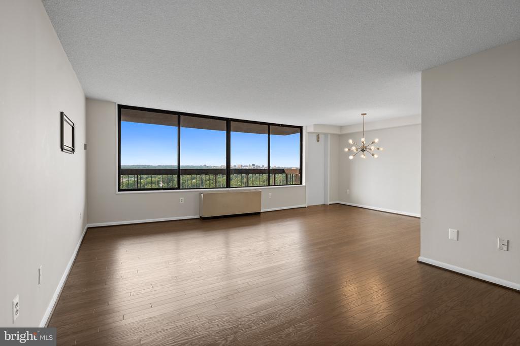 3701 S GEORGE MASON DRIVE Unit: 1606N