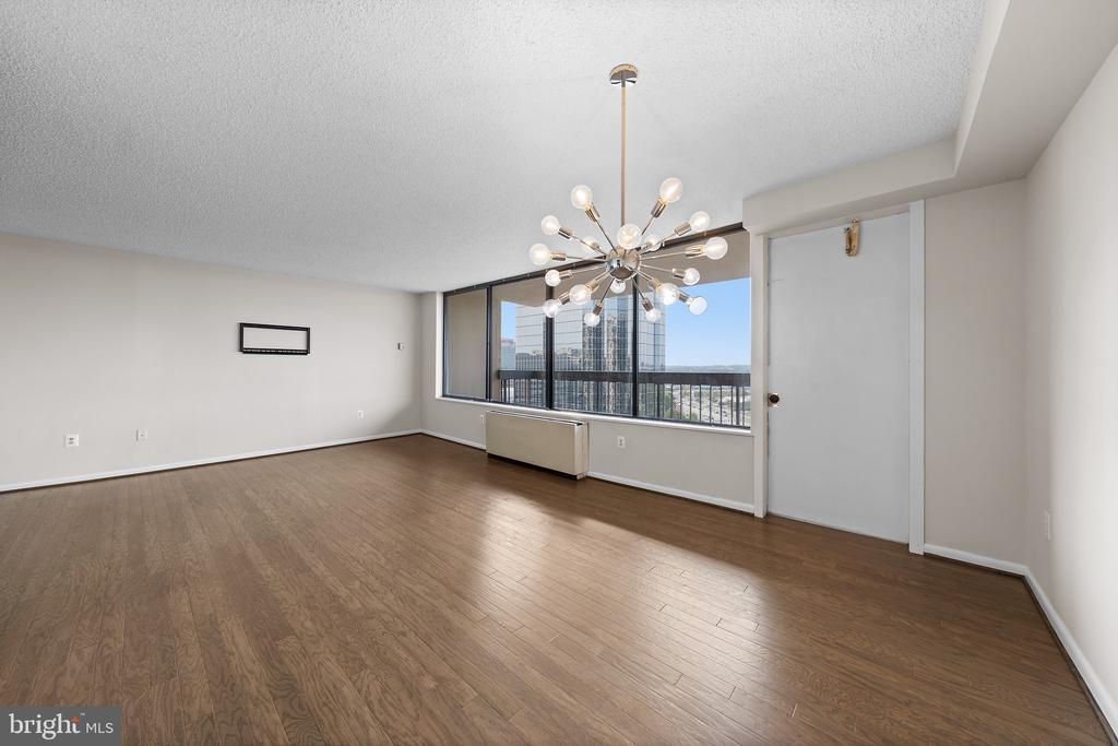 3701 S GEORGE MASON DRIVE Unit: 1606N