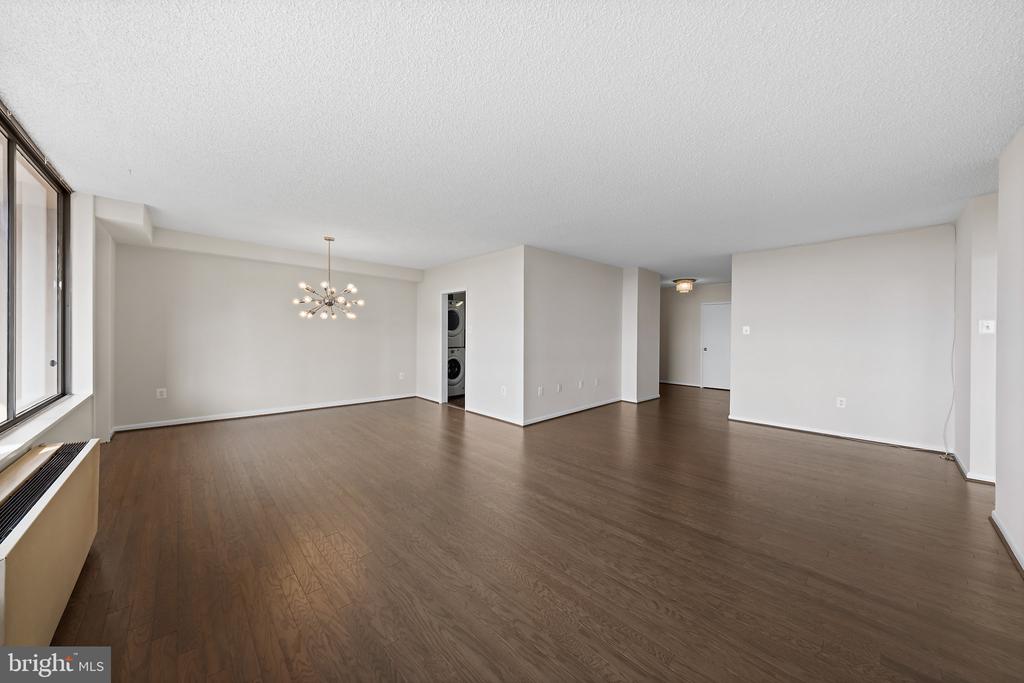 3701 S GEORGE MASON DRIVE Unit: 1606N
