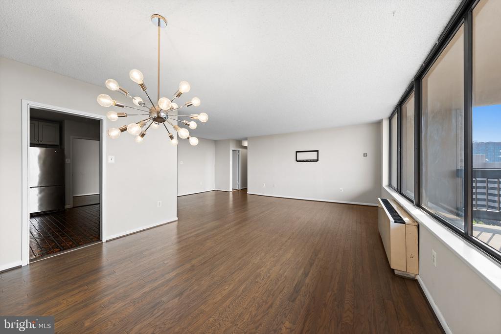 3701 S GEORGE MASON DRIVE Unit: 1606N