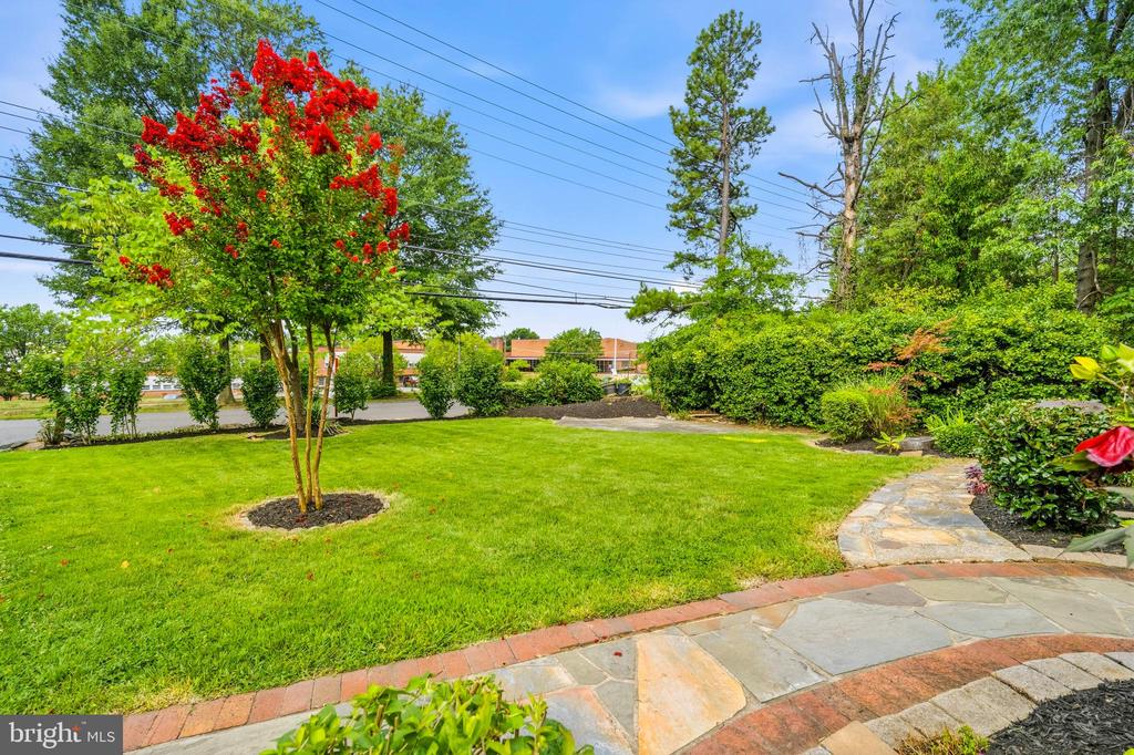2706 POPKINS LANE