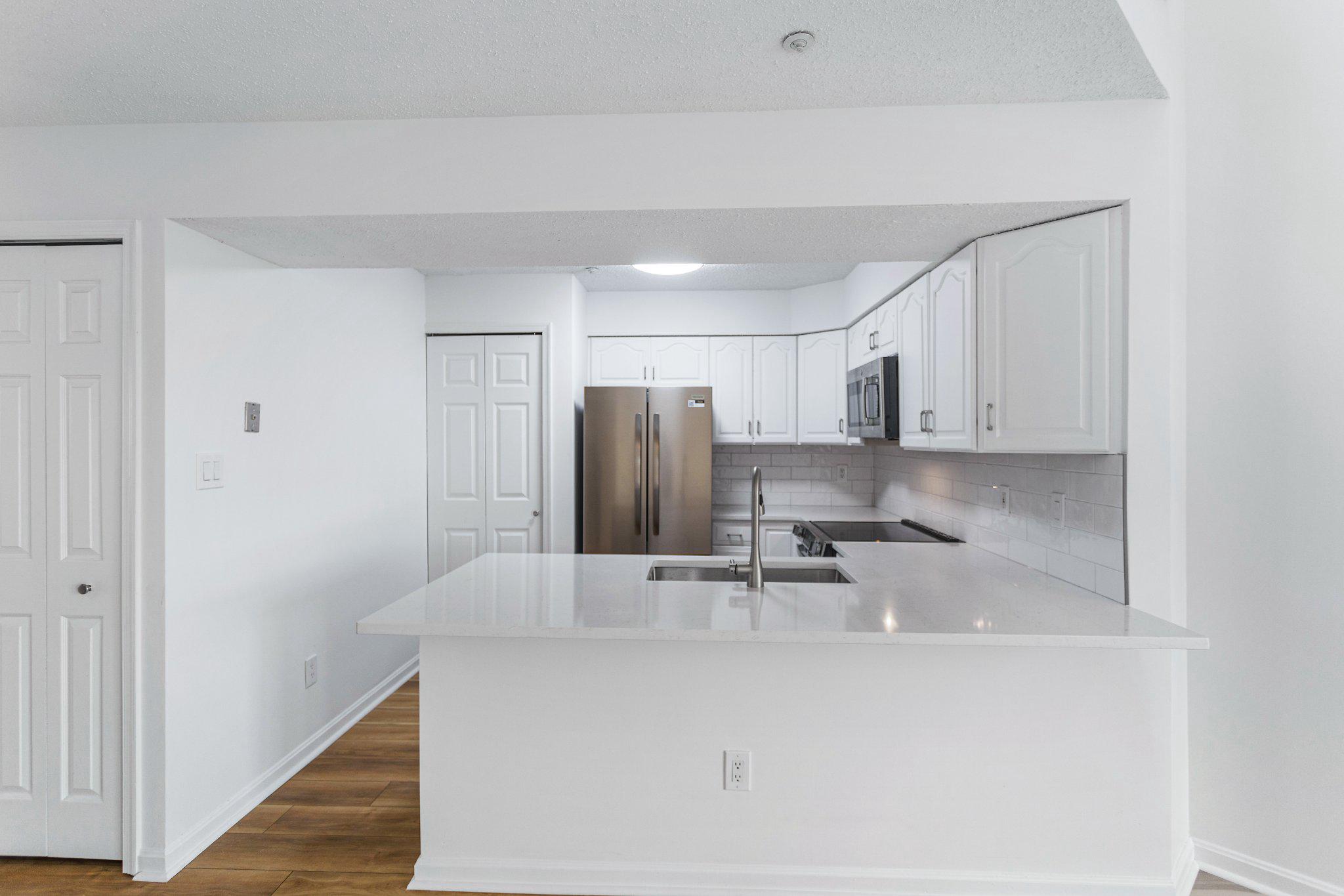 6008 MERSEY OAKS WAY Unit: 3FGOING EASRT ON