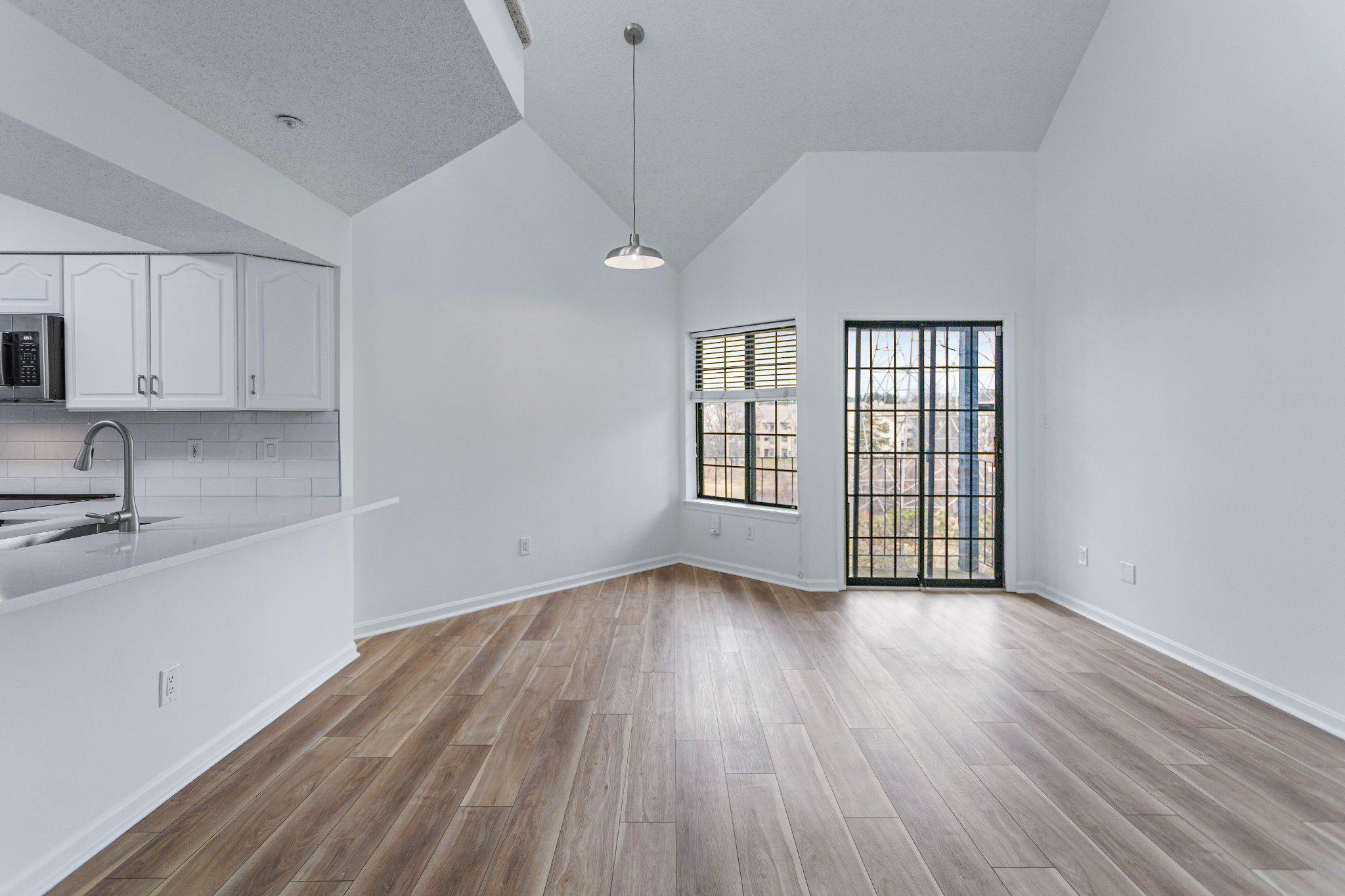 6008 MERSEY OAKS WAY Unit: 3FGOING EASRT ON