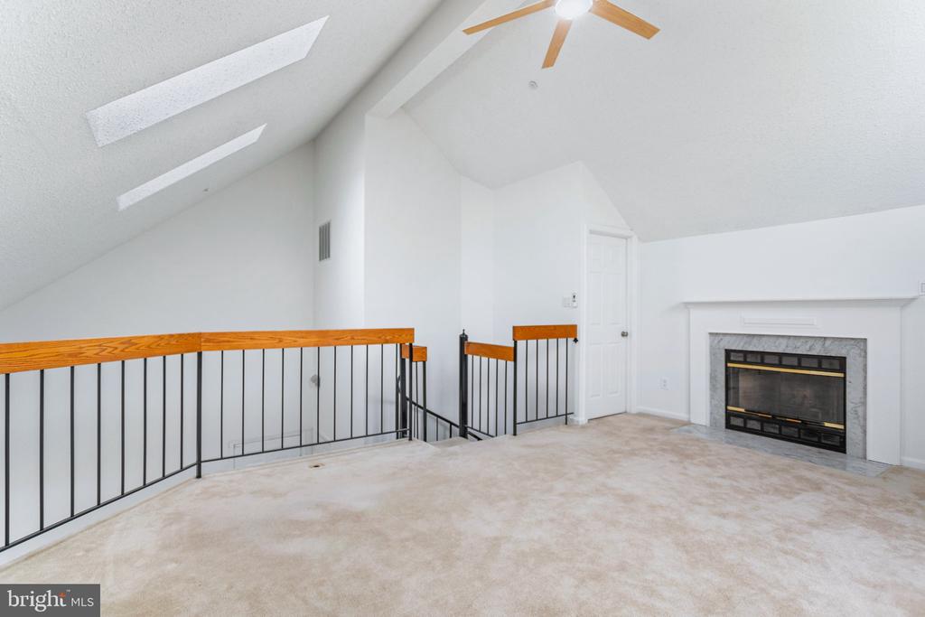 6008 MERSEY OAKS WAY Unit: 3FGOING EASRT ON