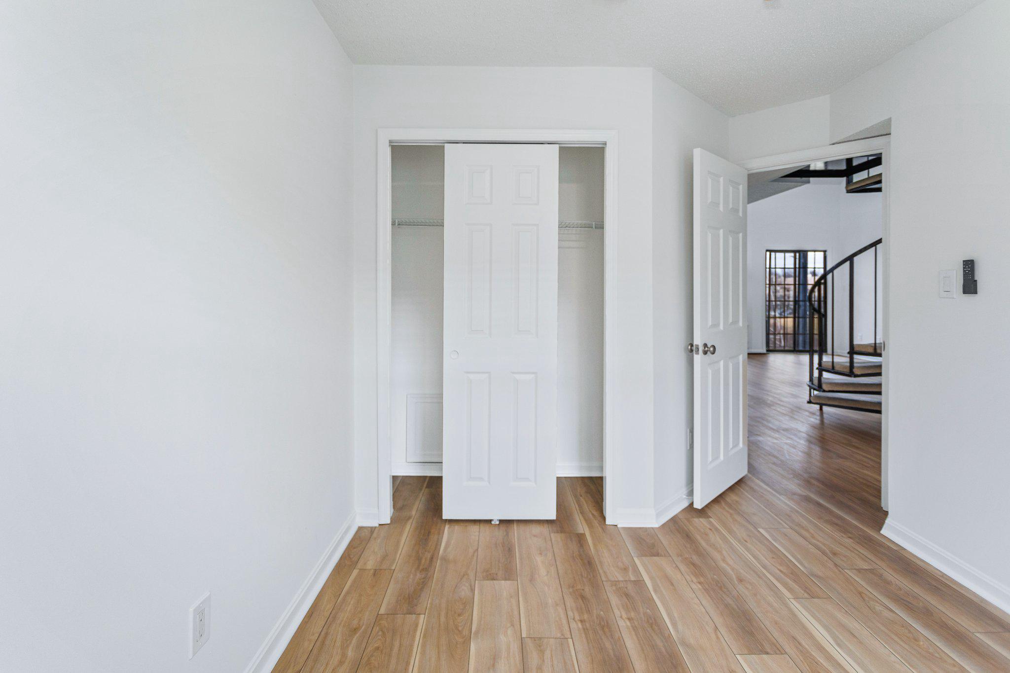 6008 MERSEY OAKS WAY Unit: 3FGOING EASRT ON