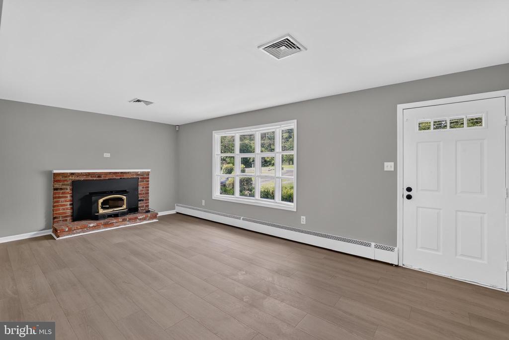 6104 SAINT JOHN DRIVE