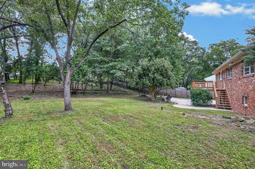 6104 SAINT JOHN DRIVE