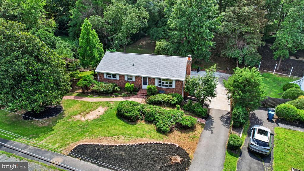 6104 SAINT JOHN DRIVE