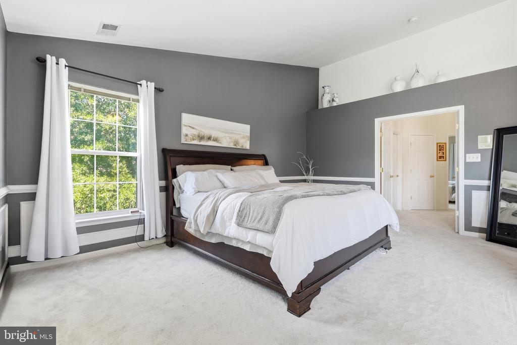 6318 FRANCONIA COMMONS DRIVE