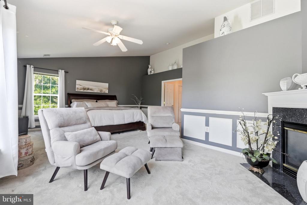 6318 FRANCONIA COMMONS DRIVE