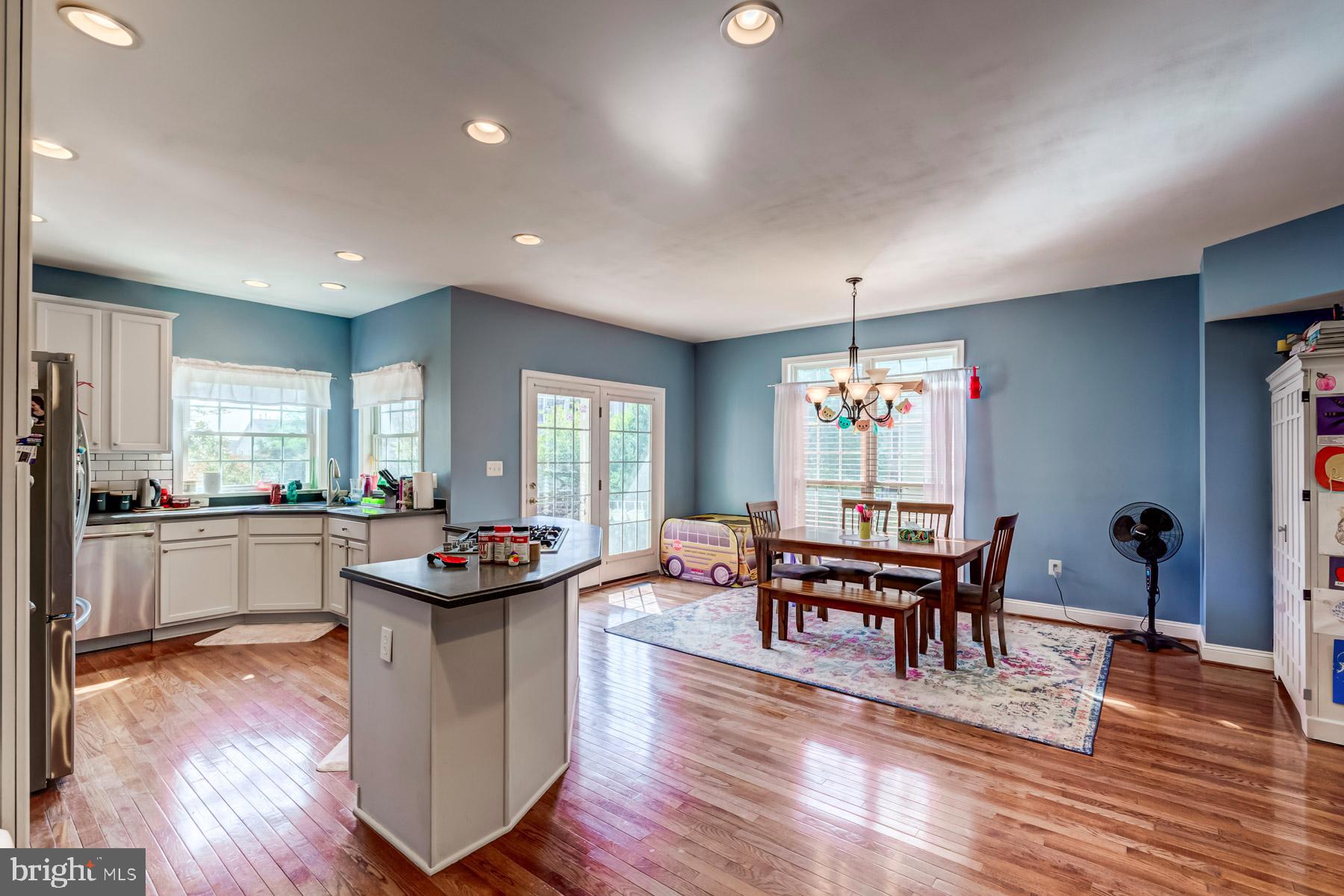 25811 Turlough Ter