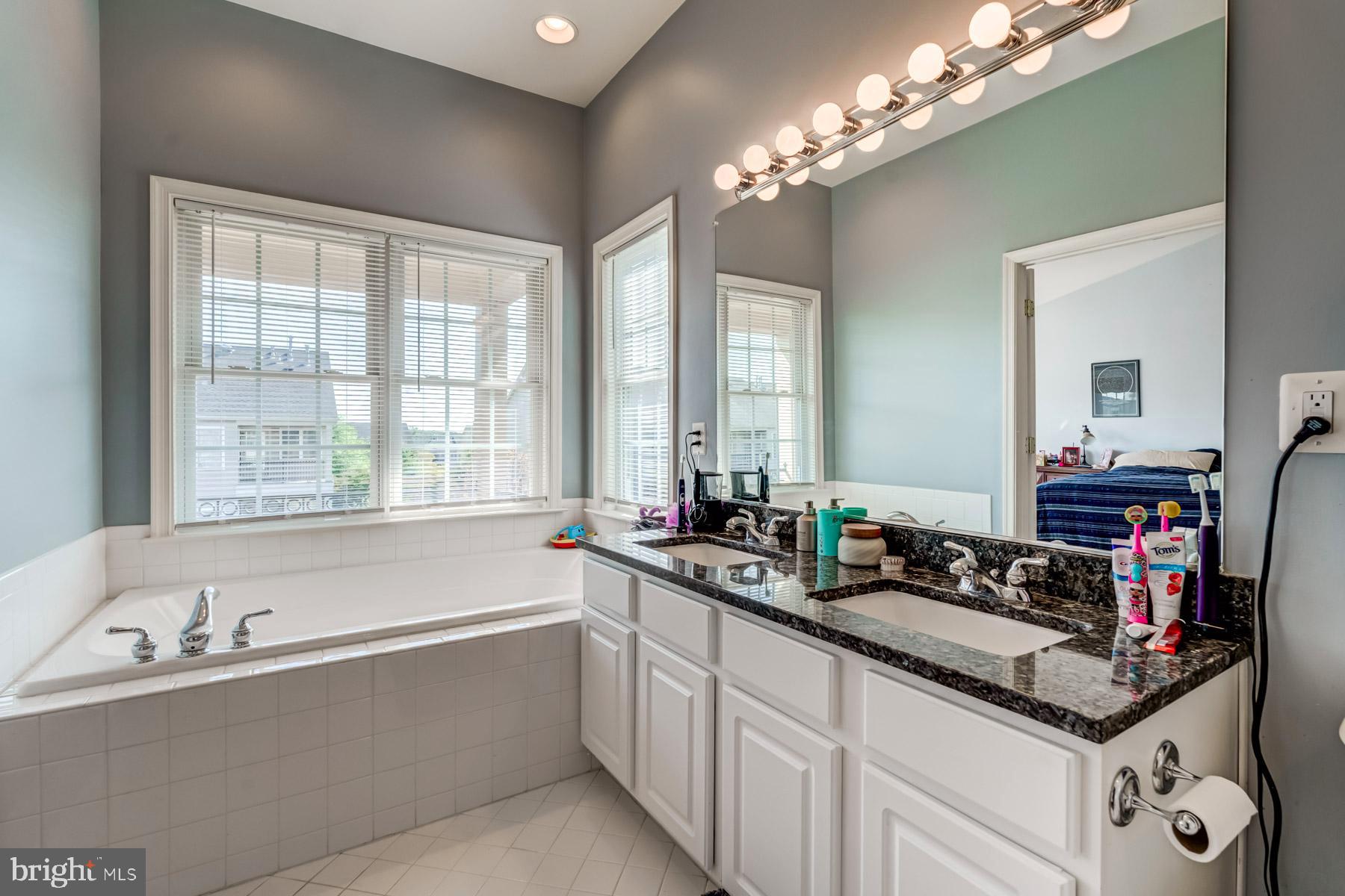 25811 Turlough Ter