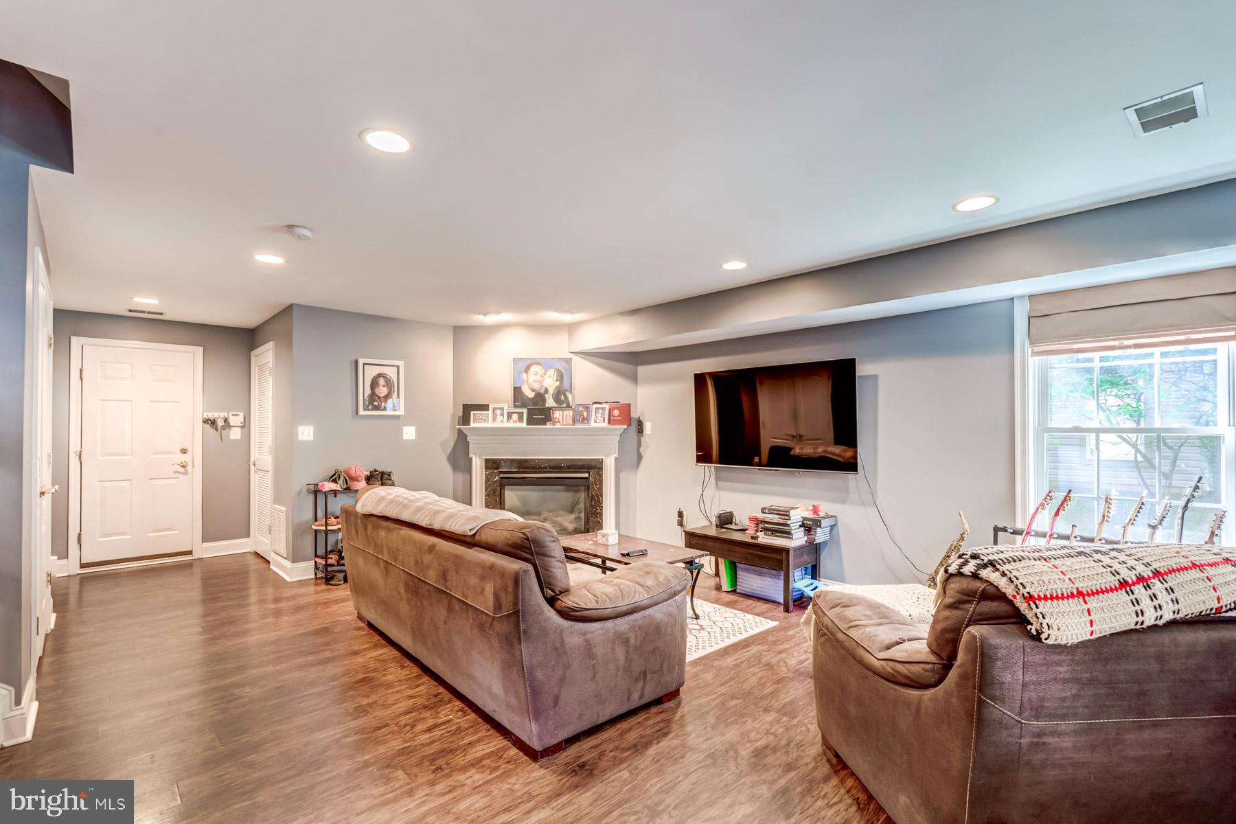 25811 Turlough Ter