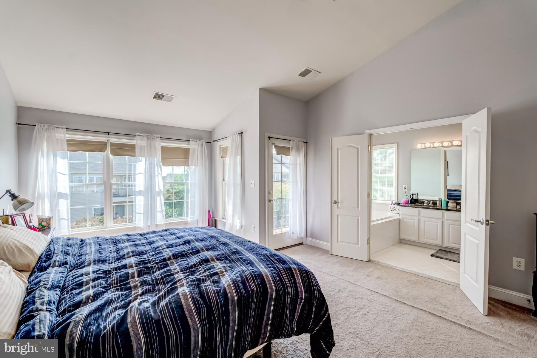 25811 Turlough Ter