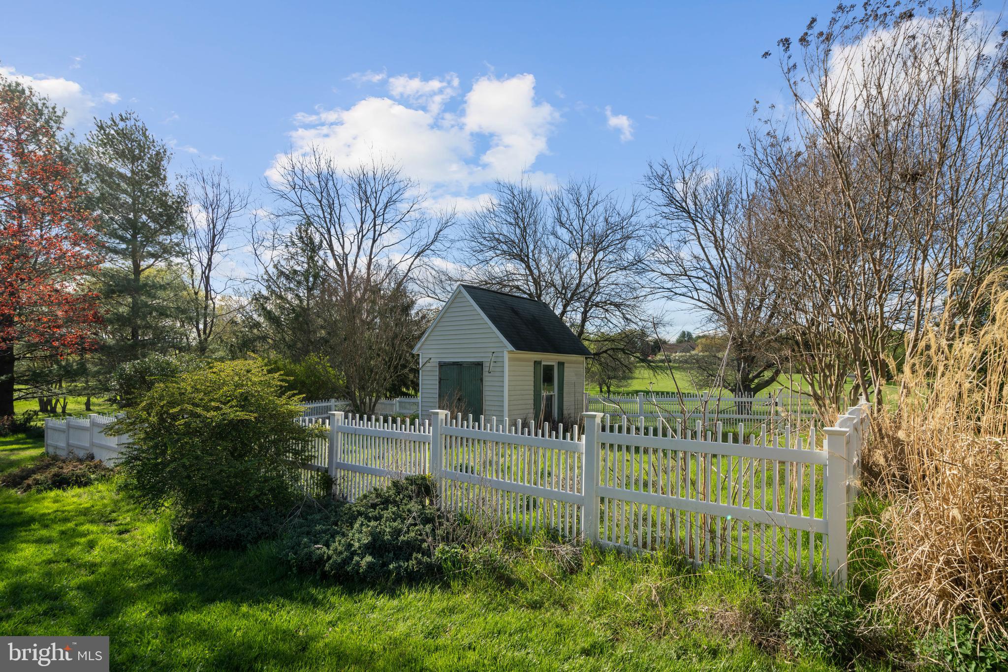 17001 Lakewood Ct #56