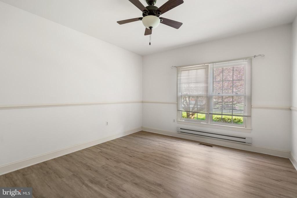 17001 Lakewood Ct #56