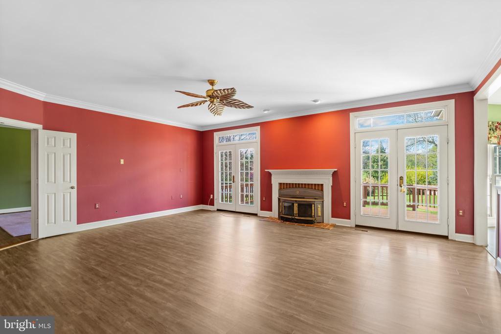 17001 Lakewood Ct #56