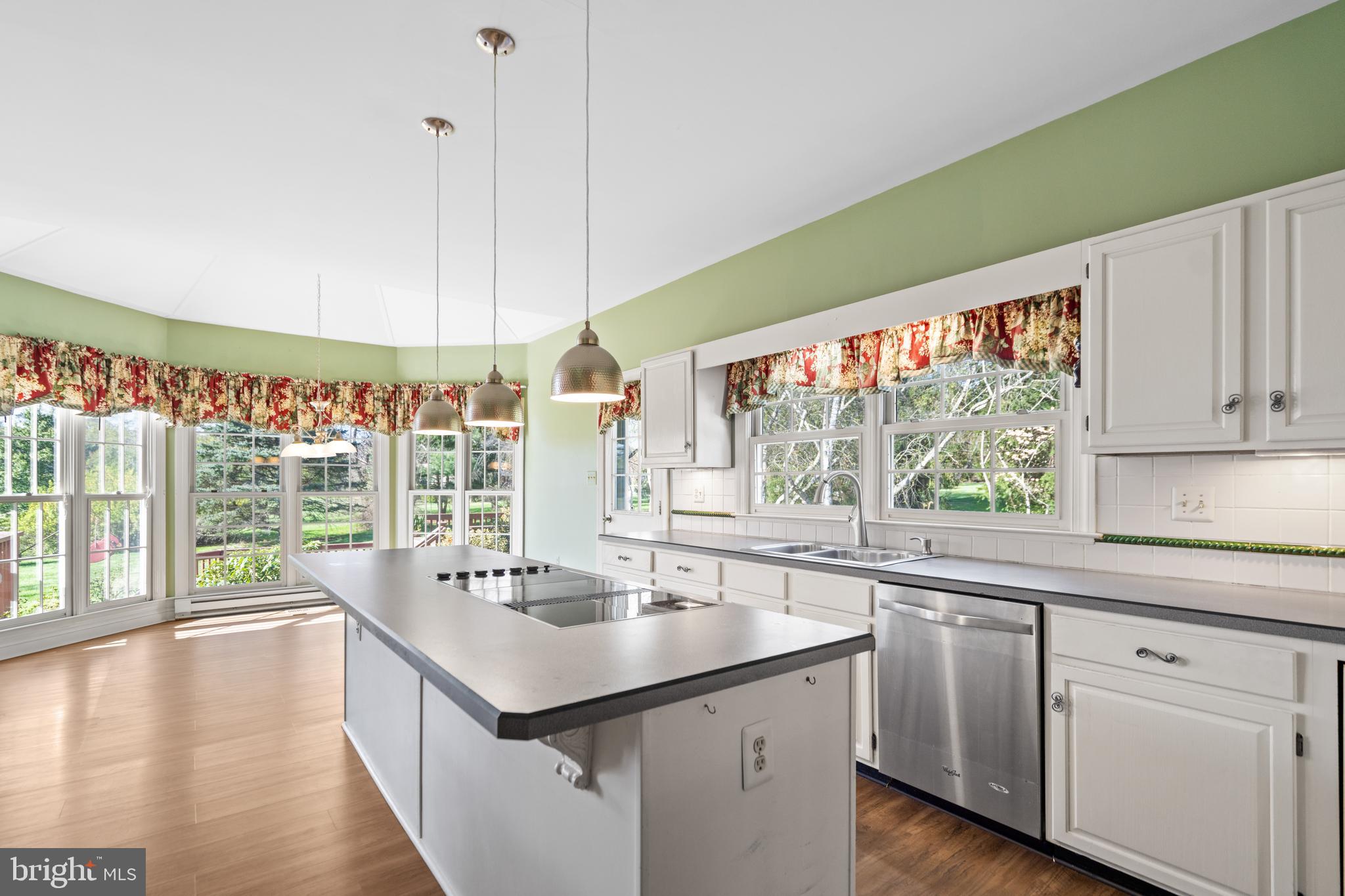 17001 Lakewood Ct #56