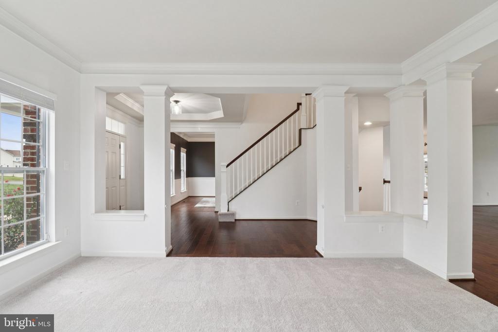 42719 PRAIRIE MERLIN COURT