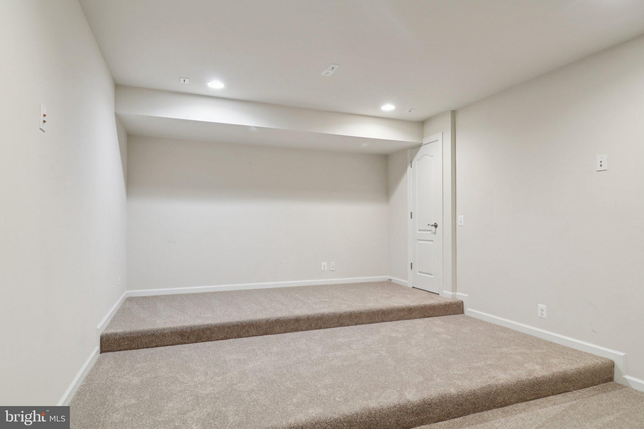 42719 PRAIRIE MERLIN COURT