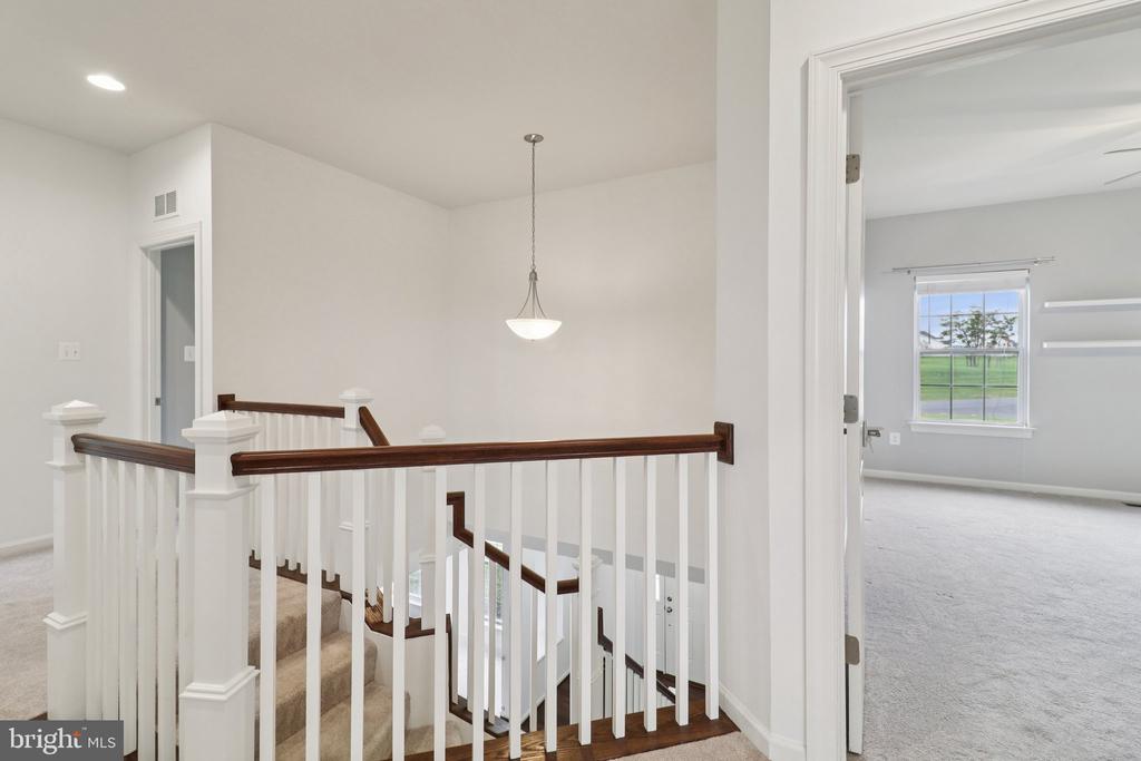 42719 PRAIRIE MERLIN COURT