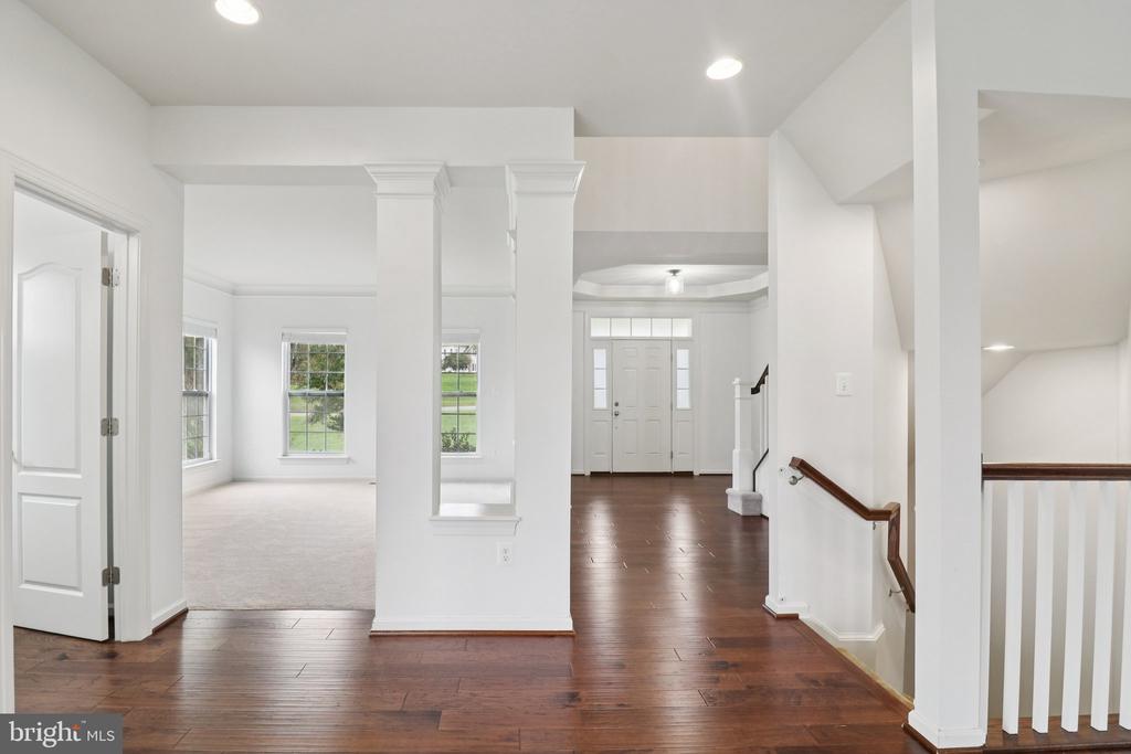 42719 PRAIRIE MERLIN COURT
