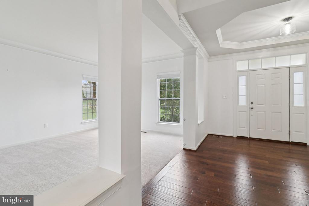 42719 PRAIRIE MERLIN COURT