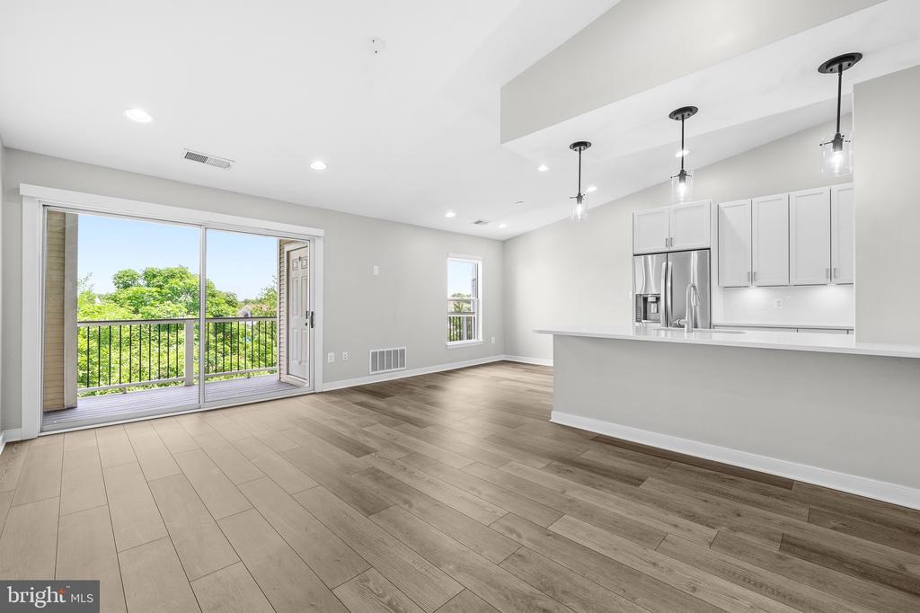 44154 NATALIE TERRACE 302