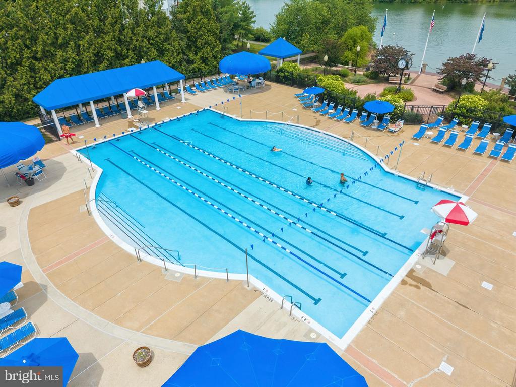 44154 NATALIE TERRACE 302