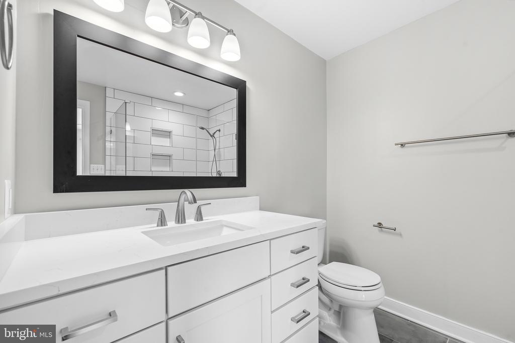 44154 NATALIE TERRACE 302