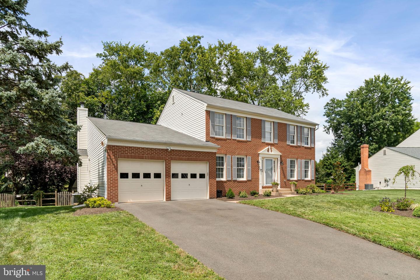 10195 Wistlewood Ct