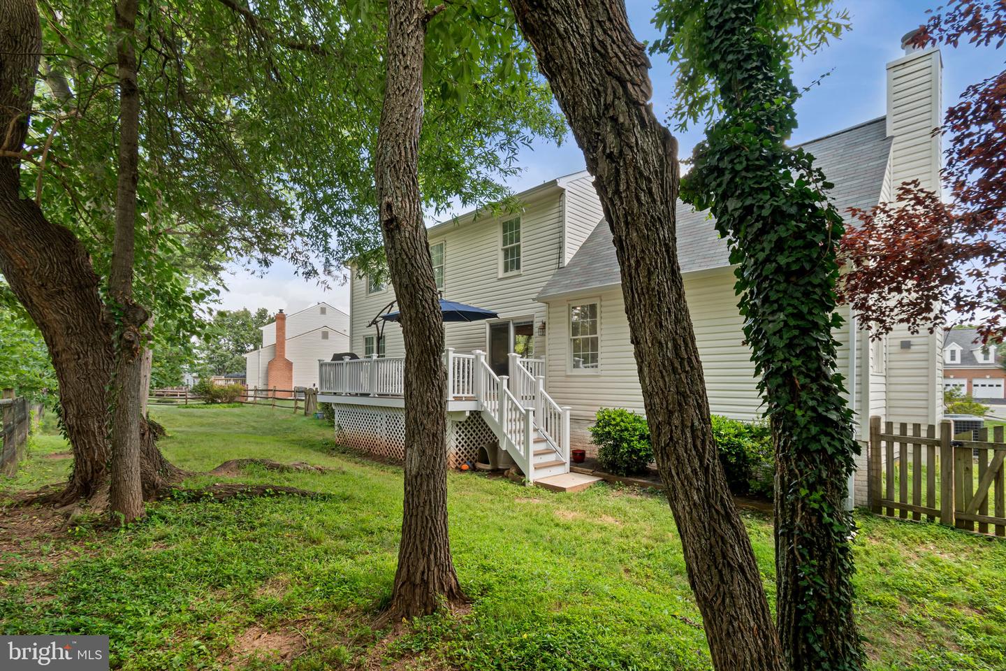 10195 Wistlewood Ct