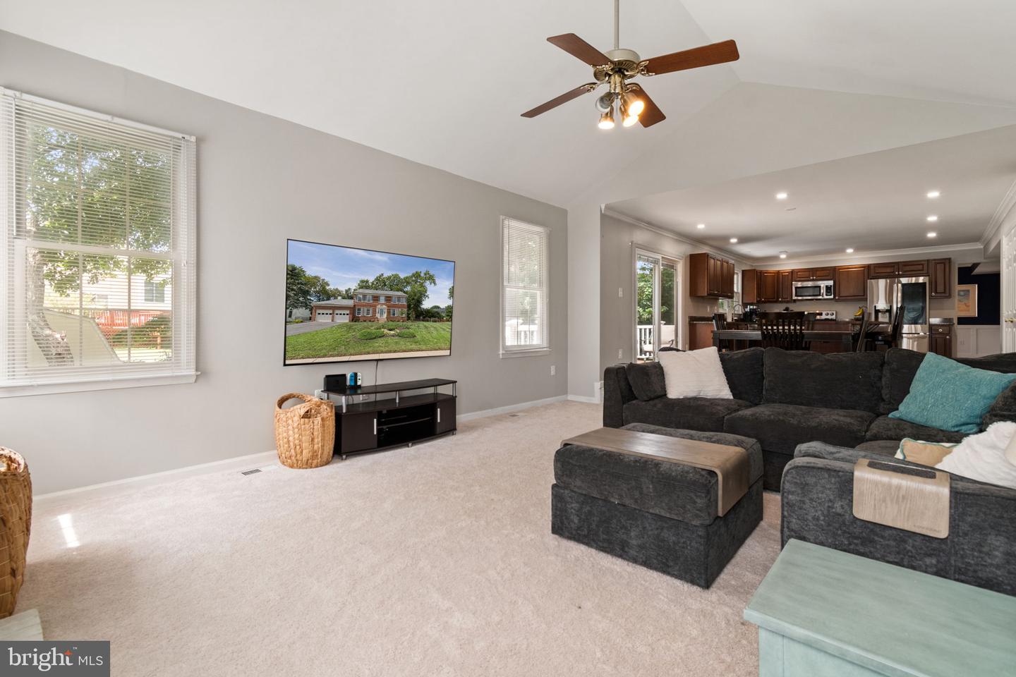 10195 Wistlewood Ct