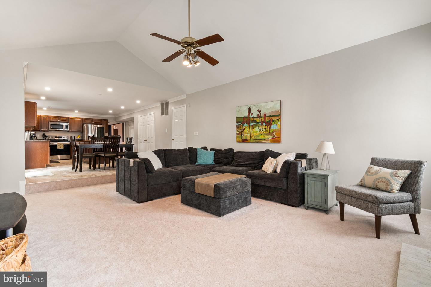 10195 Wistlewood Ct
