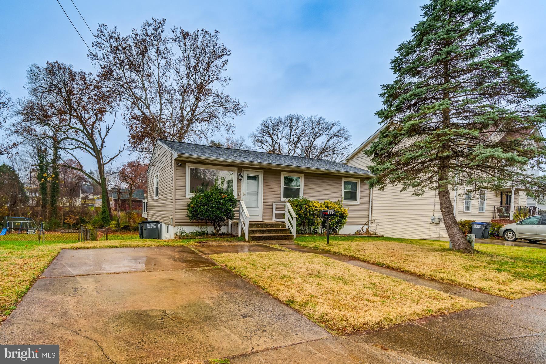 125 Lambert Dr