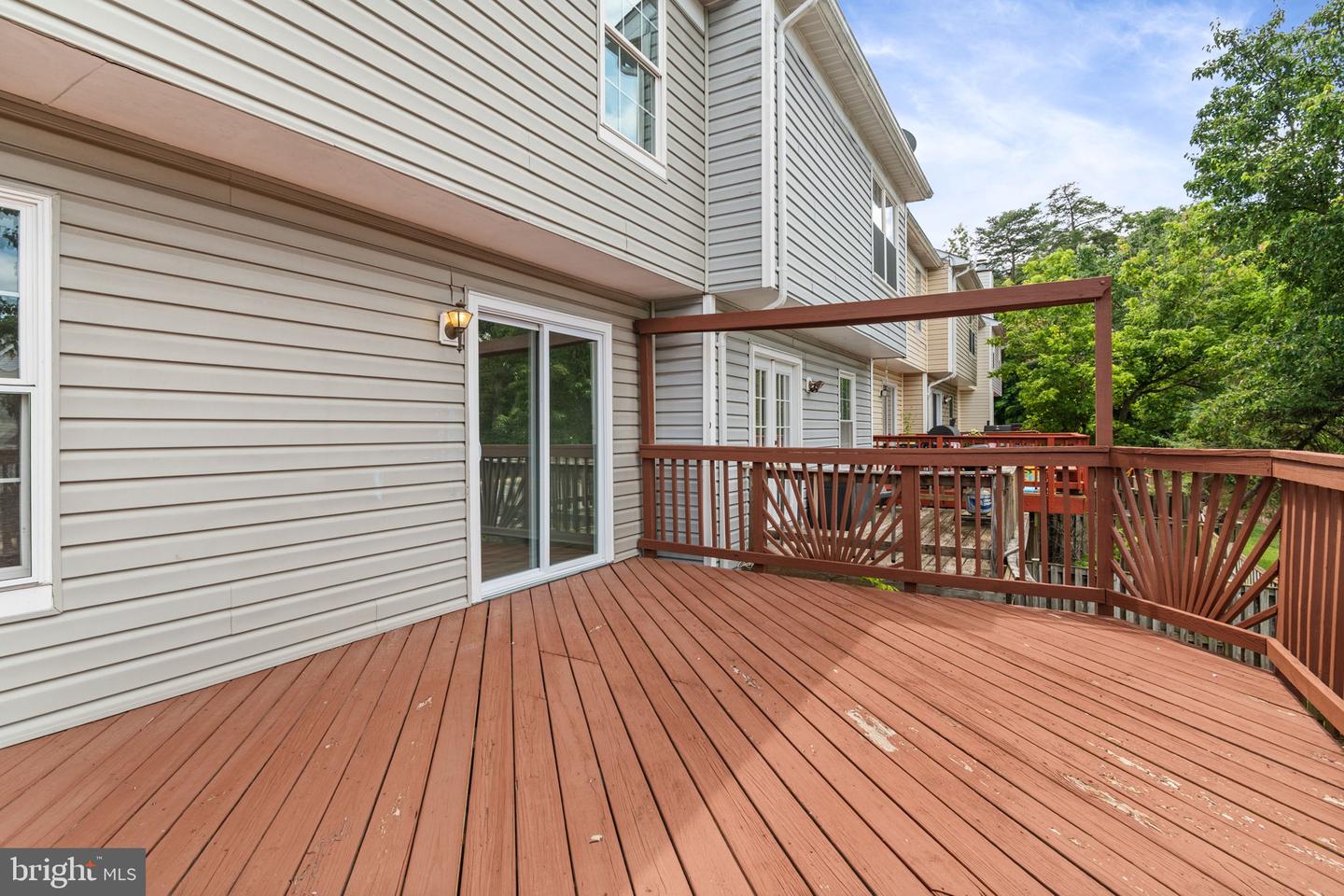 305 Moseby Ct