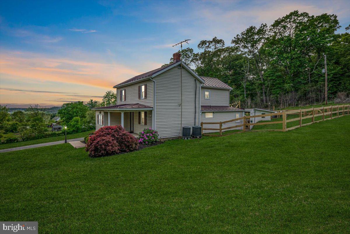 5793 US Hwy 340n