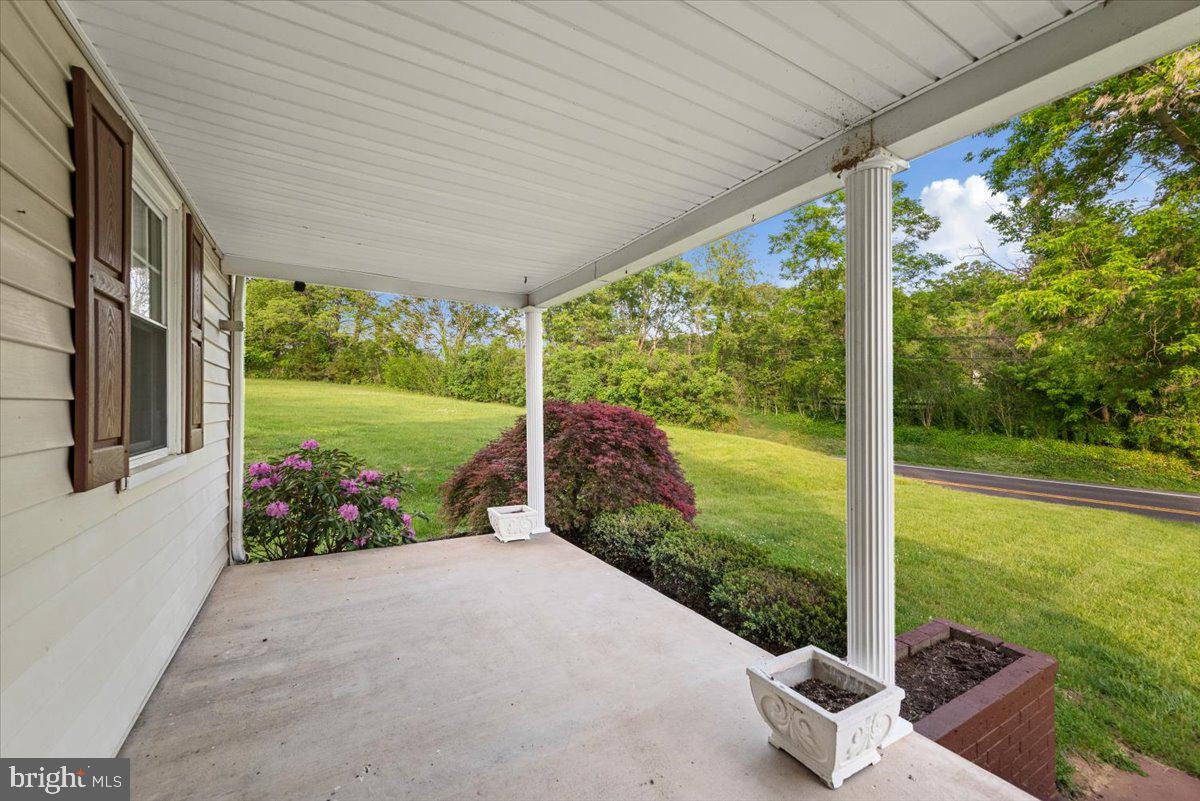 5793 US Hwy 340n