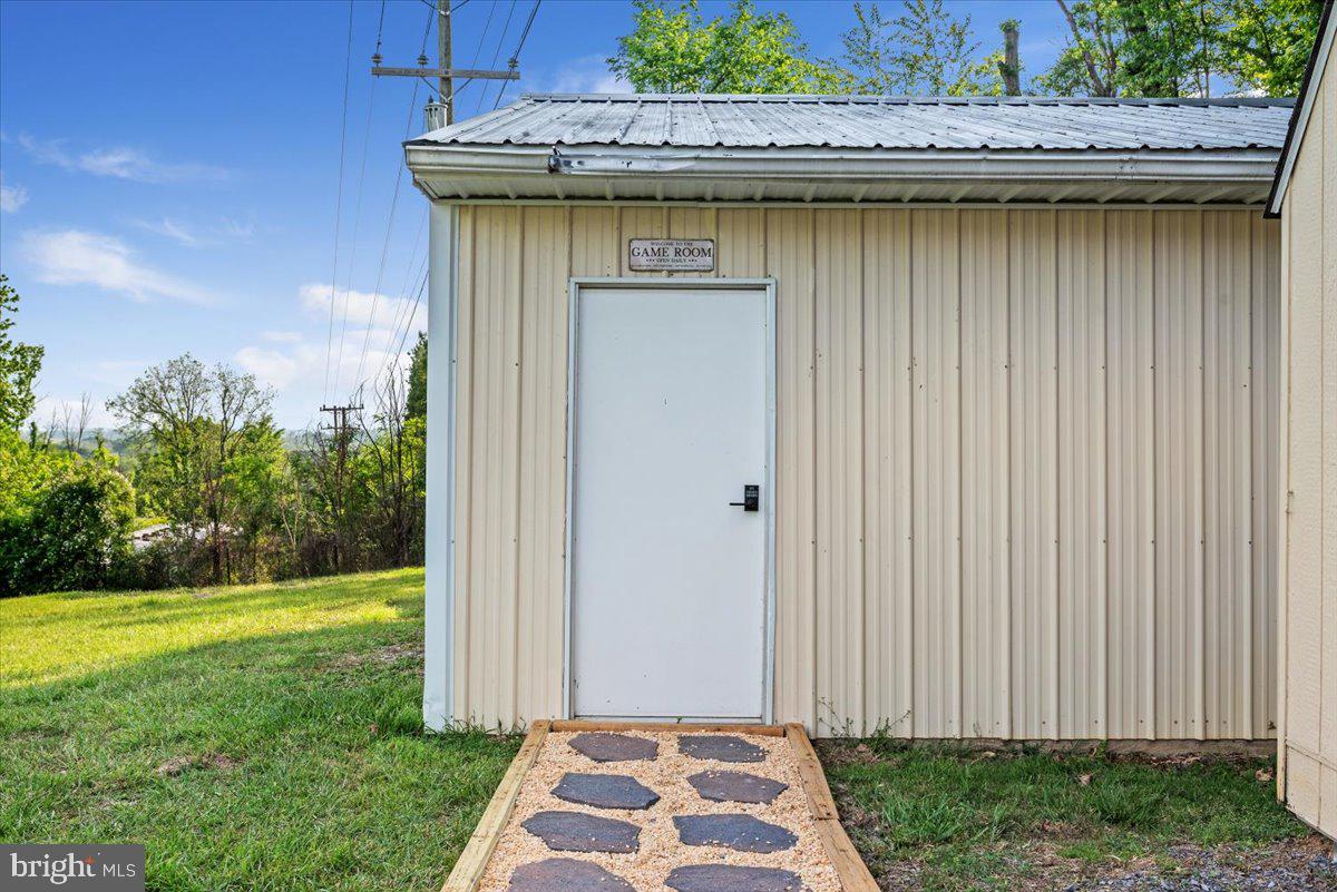 5793 US Hwy 340n