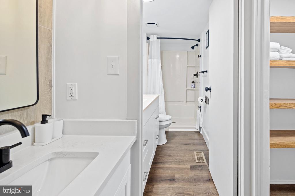210 SAVANNAH
