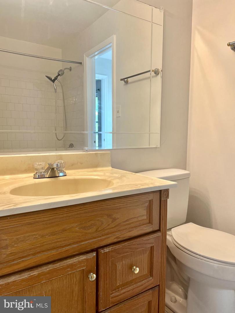2918 MADEIRA CT