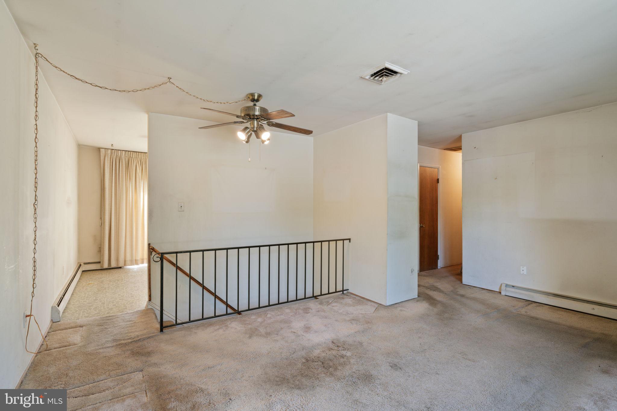 2344 W Longview Dr