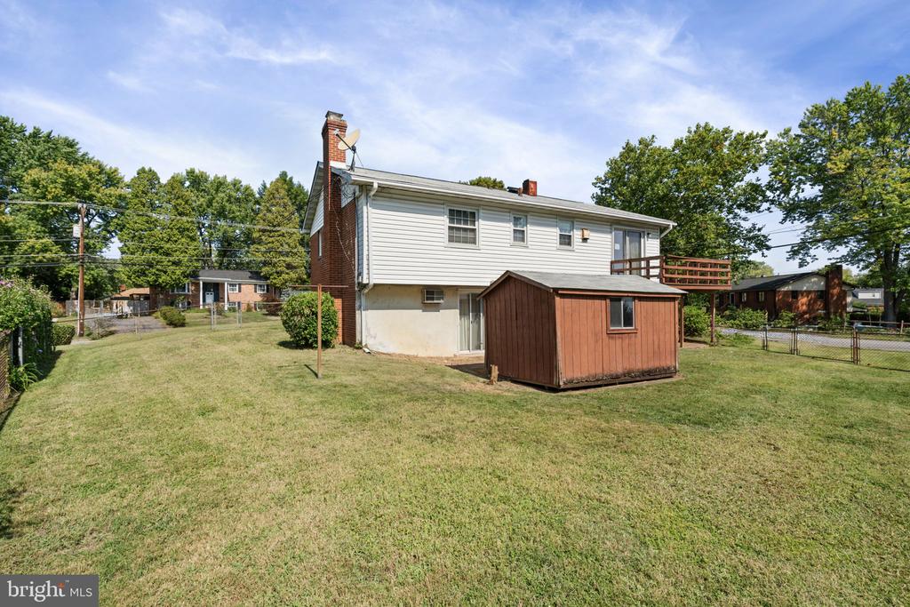 2344 W Longview Dr