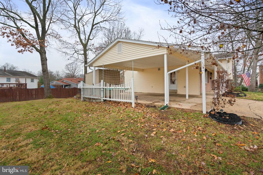 10253 Pelham Ct