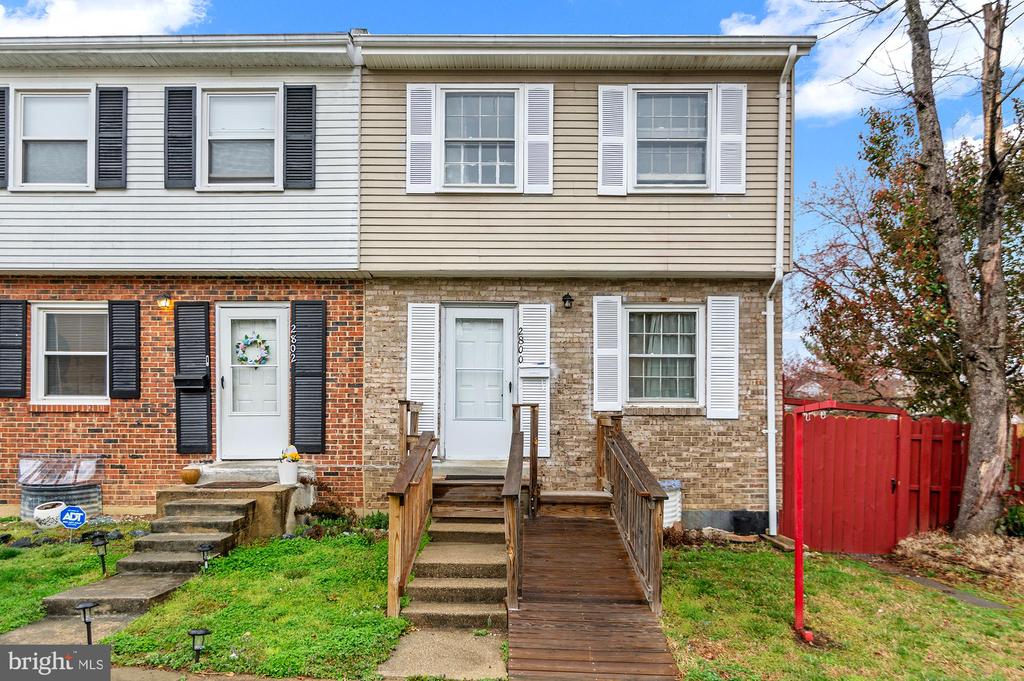 2800 Beechtree Ln