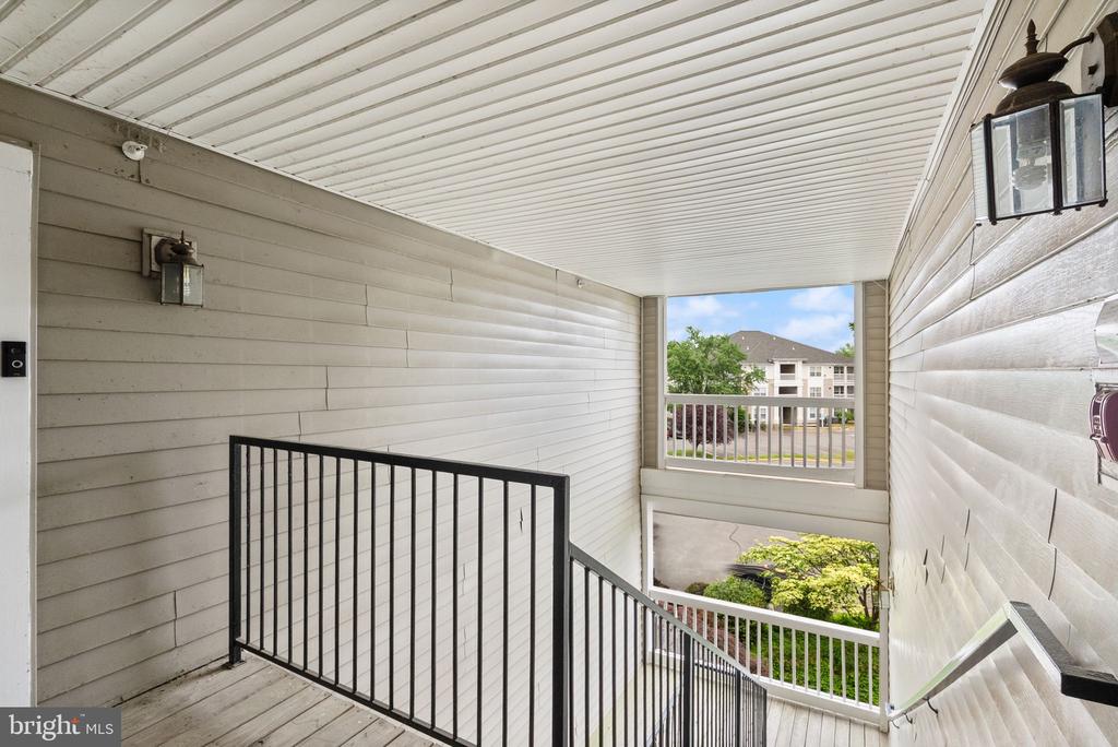 8075 Lacy Dr #303