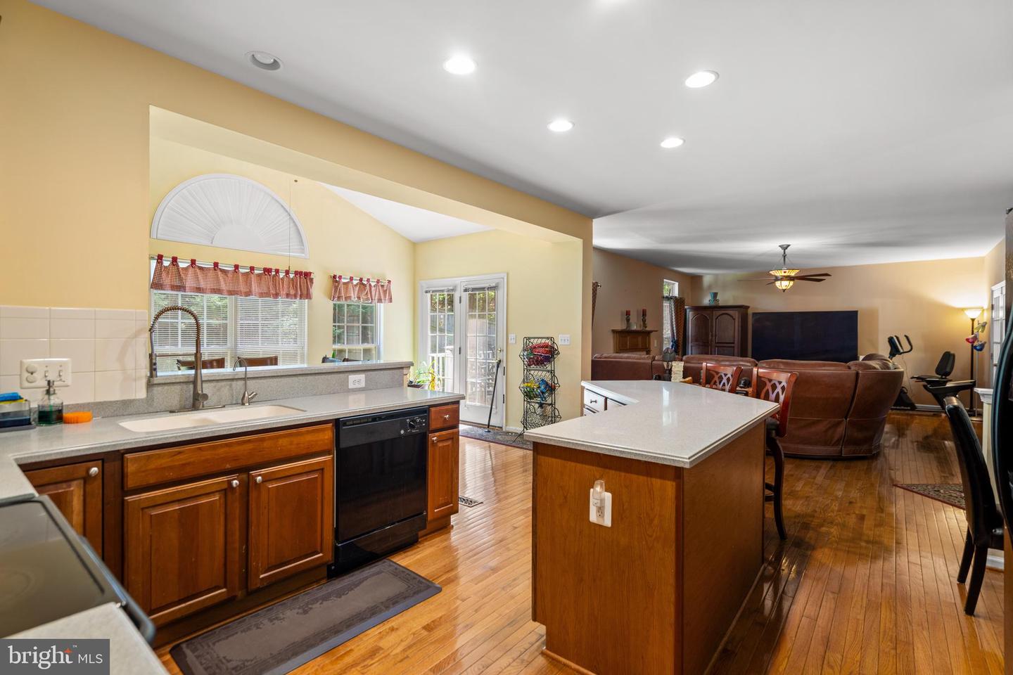 7313 Early Marker Ct