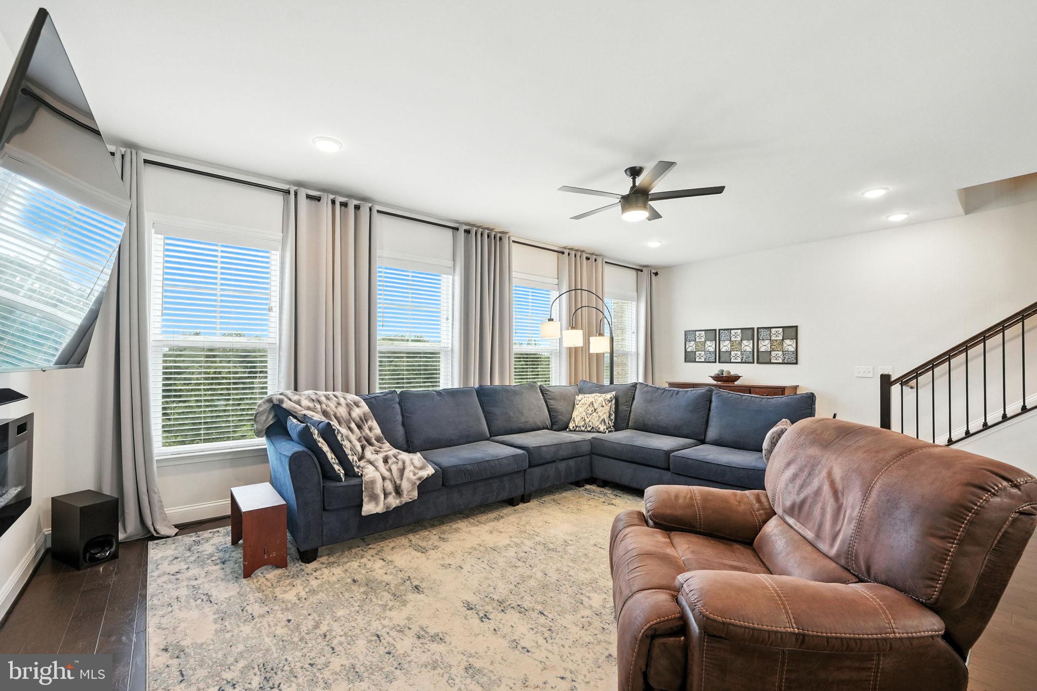 17233 BRANCHED OAK ROAD
